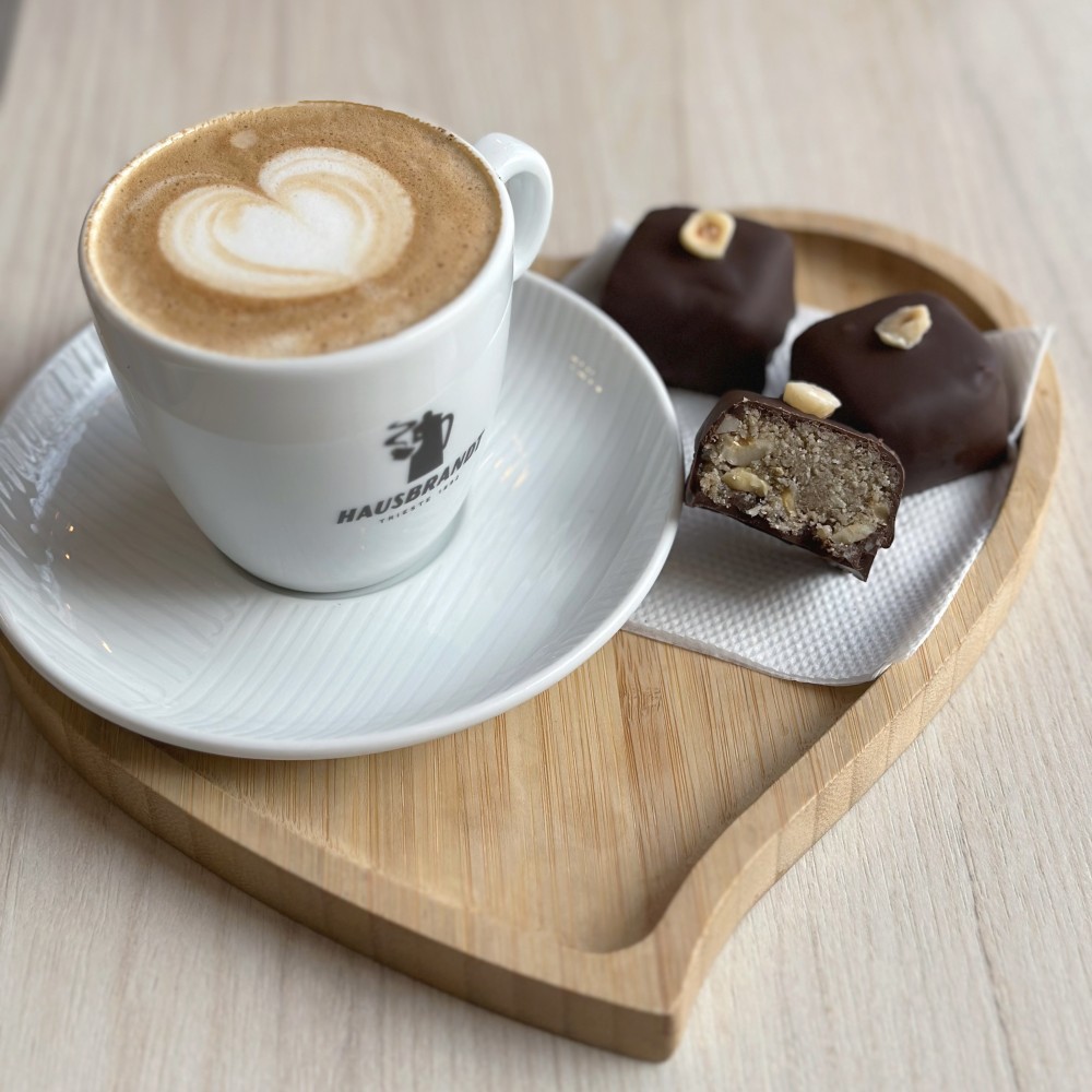 Halva cu alune de pădure in ciocolata vegan (40g)