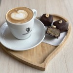 Halva cu alune de pădure in ciocolata vegan (40g)