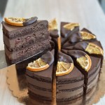 Prajitura vegana fara zahar si gluten "Ciocolata dubla cu visina" (porție 150g)