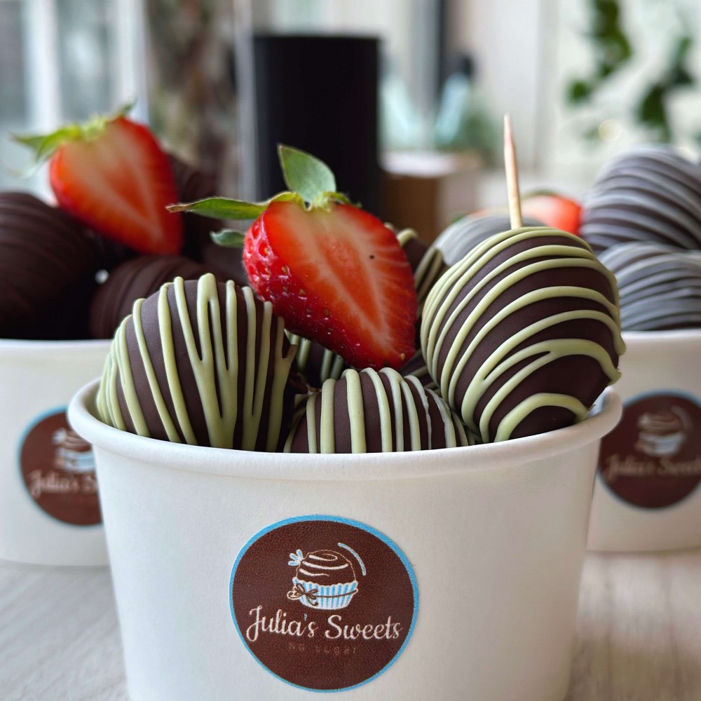 Căpșuni  în ciocolată fără zahăr